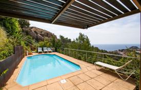 Haus in der stadt 242 m² in Tossa de Mar, Spanien. 235 000 €