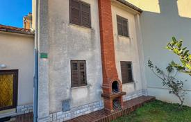 Haus House for sale in a great location, Pula!. 309 000 €