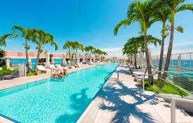 Wohnung – Miami Beach, Florida, Vereinigte Staaten. 1 348 000 €