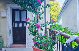 4-zimmer haus in der stadt 64 m² in Vrbnik, Kroatien. 125 000 €