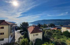 2-zimmer wohnung 73 m² in Herceg Novi (Stadt), Montenegro. 164 000 €