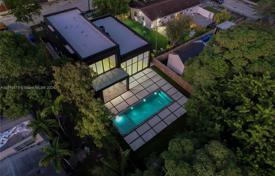 4-zimmer haus in der stadt 338 m² in Miami, Vereinigte Staaten. $2 599 000