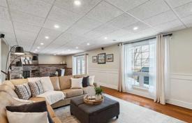 9-zimmer haus in der stadt in Scarborough, Kanada. C$1 315 000