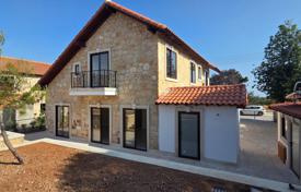 4-zimmer einfamilienhaus 224 m² in Souni-Zanakia, Zypern. 670 000 €