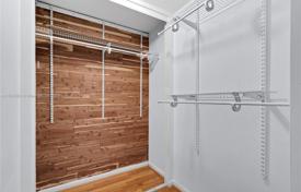 3-zimmer haus in der stadt 196 m² in Miami, Vereinigte Staaten. $1 699 000