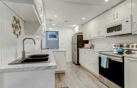 4-zimmer haus in der stadt in Etobicoke, Kanada. C$1 689 000