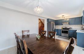 10-zimmer haus in der stadt in Scarborough, Kanada. C$1 621 000
