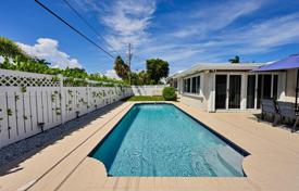 Haus in der Stadt – Pompano Beach, Florida, Vereinigte Staaten. $829 000