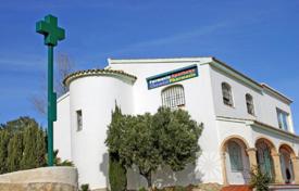 4-zimmer einfamilienhaus 381 m² in Alicante, Spanien. 1 695 000 €