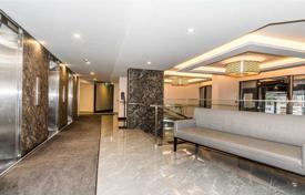 6-zimmer wohnung in Etobicoke, Kanada. C$880 000