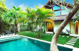 Villa – Seminyak, Bali, Indonesien. 2 000 €  pro Woche
