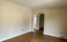 6-zimmer haus in der stadt in North York, Kanada. C$1 811 000