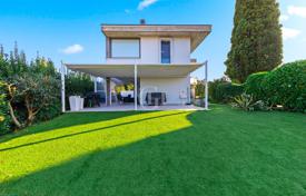 8-zimmer villa 215 m² in Desenzano del Garda, Italien. 950 000 €
