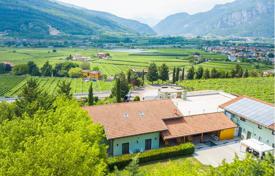 Farm – Rovereto, Trentino - Alto Adige, Italien. 4 160 000 €