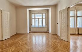 5-zimmer wohnung 141 m² in Budapest, Ungarn. 300 000 €