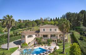 Villa – Mougins, Côte d'Azur, Frankreich. 3 200 000 €