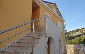 9-zimmer haus in der stadt 291 m² in Split-Dalmatia County, Kroatien. 739 000 €