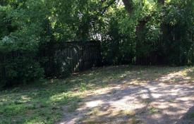 5-zimmer haus in der stadt in East York, Kanada. C$1 210 000