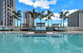 Eigentumswohnung – Doral, Florida, Vereinigte Staaten. $820 000