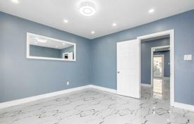 7-zimmer haus in der stadt in Scarborough, Kanada. C$2 235 000