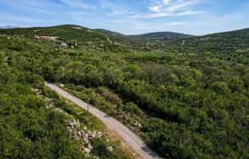 Grundstück in Kovači, Montenegro. 70 000 €