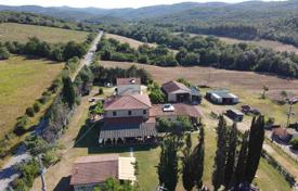 10-zimmer villa 32755 m² in Monteverdi Marittimo, Italien. 945 000 €