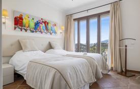 10-zimmer stadthaus 333 m² in Benahavis, Spanien. 1 095 000 €