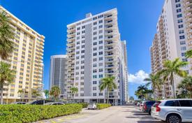 Eigentumswohnung – Hallandale Beach, Florida, Vereinigte Staaten. $400 000