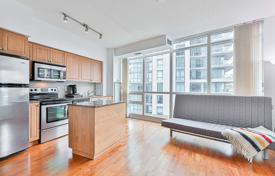 2-zimmer wohnung in Fort York Boulevard, Kanada. C$1 065 000