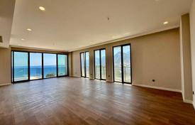 Wohnung 230 m² in Konyaalti, Türkei. 166 585 000 TRY