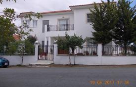 4-zimmer einfamilienhaus 360 m² in Nicosia, Zypern. 800 000 €