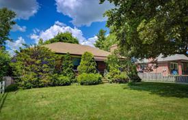 3-zimmer haus in der stadt in North York, Kanada. C$1 234 000