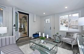3-zimmer haus in der stadt in Scarborough, Kanada. C$1 490 000