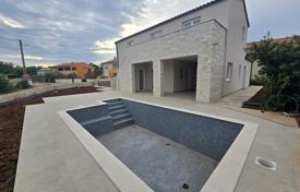 5-zimmer haus in der stadt 176 m² in Malinska, Kroatien. 698 000 €