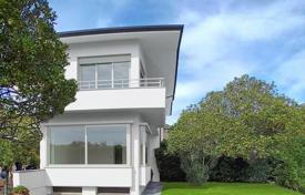 5-zimmer wohnung 120 m² in Pietrasanta, Italien. 1 700 000 €