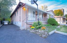 6-zimmer stadthaus in North York, Kanada. C$1 139 000