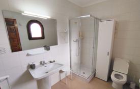 4-zimmer einfamilienhaus 175 m² in Alicante, Spanien. 619 000 €