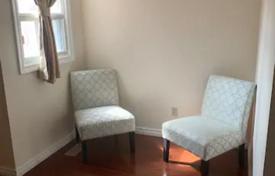 5-zimmer haus in der stadt in Scarborough, Kanada. C$1 435 000