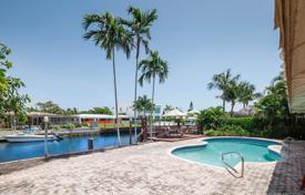 Villa – North Miami, Florida, Vereinigte Staaten. $1 324 000