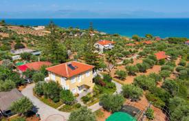 5-zimmer villa 228 m² auf der Peloponnes, Griechenland. 600 000 €
