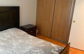 6-zimmer wohnung in Yonge Street, Kanada. C$907 000