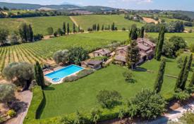 20-zimmer landgut 690 m² in Montepulciano, Italien. 2 860 000 €