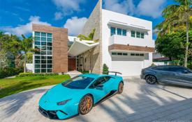 Villa – Golden Beach, Florida, Vereinigte Staaten. $3 950 000