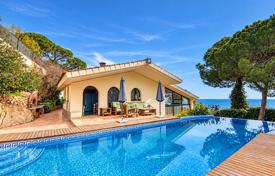 4-zimmer haus in der stadt 414 m² in Sant Feliu de Guixols, Spanien. 1 690 000 €