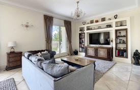 11-zimmer villa in Californie - Pezou, Frankreich. Price on request