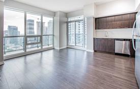 3-zimmer wohnung in Lake Shore Boulevard West, Kanada. C$817 000