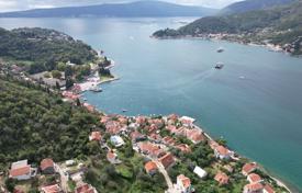 Grundstück in Lepetane, Montenegro. 450 000 €
