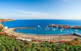 Grundstück in Playa San Juan, Spanien. 950 000 €