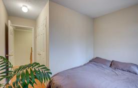 6-zimmer haus in der stadt in North York, Kanada. C$1 276 000