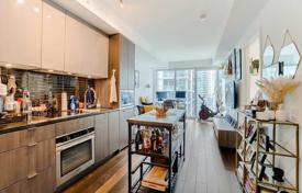 1-zimmer wohnung in Blue Jays Way, Kanada. C$792 000